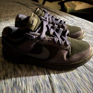 Size 8.5 - Nike Dunk Premium Low Burgundy Crush